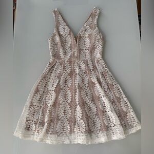 Lulus Cream Lace Fit & Flare V-Neck Dress Size Small